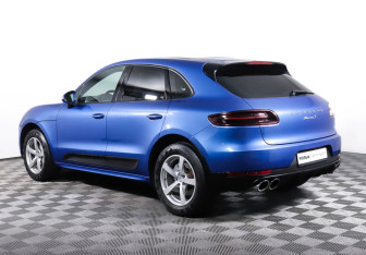 Подержанный автомобиль Porsche Macan 2014 года (17 фото)