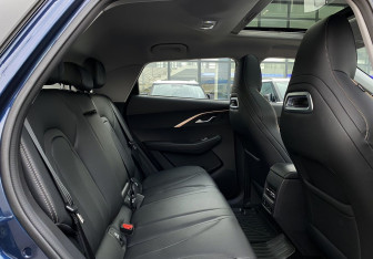 Подержанный автомобиль Omoda C5 2023 года (28 фото)