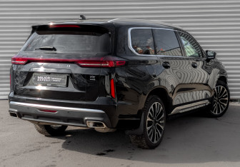 Подержанный автомобиль Exeed VX 2023 года (5 фото)