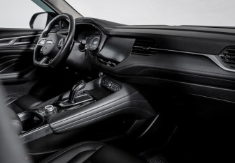 Подержанный автомобиль Haval F7 2021 года (9 фото)