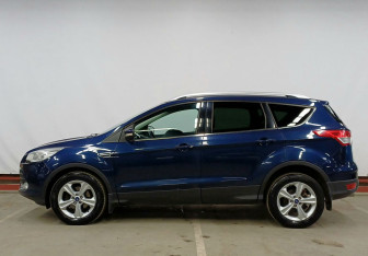 Подержанный автомобиль Ford Kuga 2013 года (8 фото)