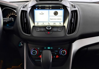 Подержанный автомобиль Ford Kuga 2018 года (15 фото)