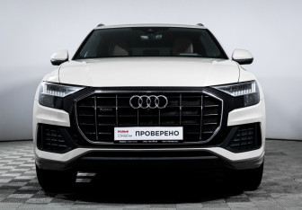 Подержанный автомобиль Audi Q8 2022 года (2 фото)
