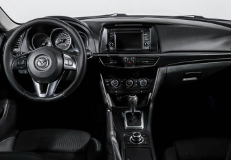 Подержанный автомобиль Mazda 6 Sedan 2012 года (12 фото)