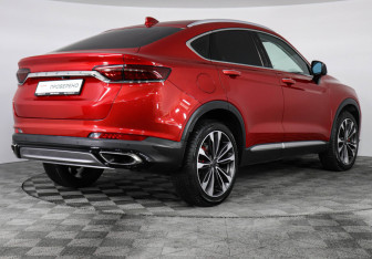 Подержанный автомобиль Geely Tugella 2022 года (5 фото)