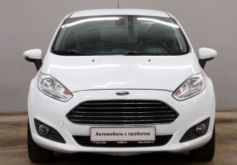 Подержанный автомобиль Ford Fiesta Hatchback 2018 года (2 фото)