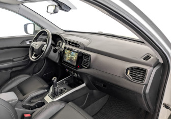 Подержанный автомобиль Chery Tiggo 4 2020 года (11 фото)