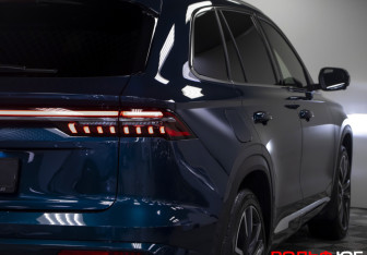 Подержанный автомобиль Geely Monjaro 2023 года (30 фото)