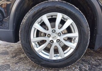 Подержанный автомобиль Nissan X-Trail 2019 года (9 фото)