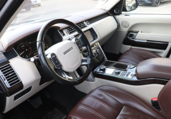 Подержанный автомобиль Land Rover Range Rover 2016 года (13 фото)