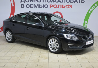 Подержанный автомобиль Volvo S60 2017 года (3 фото)