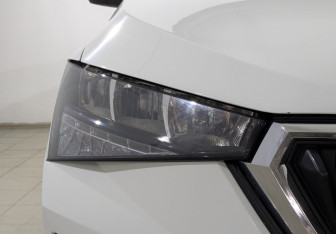 Подержанный автомобиль Skoda Rapid Liftback 2021 года (11 фото)