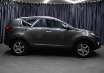 Подержанный автомобиль Kia Sportage 2012 года (4 фото)