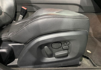 Подержанный автомобиль Jaguar XF Sedan 2014 года (18 фото)