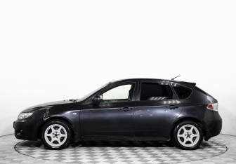 Подержанный автомобиль Subaru Impreza Hatchback 2008 года (8 фото)