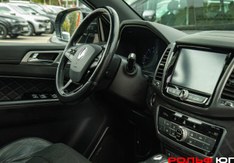 Подержанный автомобиль SsangYong Rexton 2019 года (11 фото)