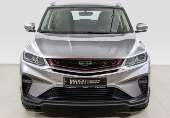 Подержанный автомобиль Geely Coolray 2022 года (2 фото)