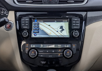 Подержанный автомобиль Nissan X-Trail 2018 года (17 фото)