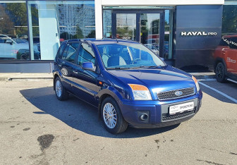 Подержанный автомобиль Ford Fusion 2011 года (3 фото)