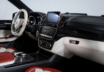 Подержанный автомобиль Mercedes-Benz GLE AMG 2015 года (9 фото)