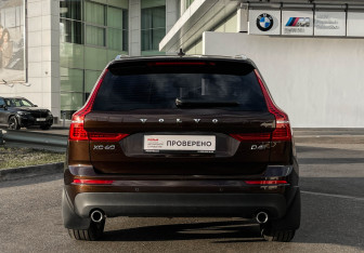Подержанный автомобиль Volvo XC60 2019 года (6 фото)
