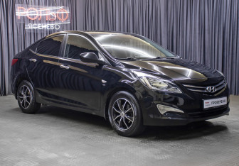 Подержанный автомобиль Hyundai Solaris Sedan 2015 года (3 фото)