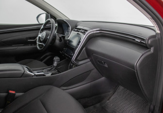 Подержанный автомобиль Hyundai Tucson 2021 года (8 фото)