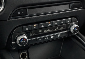 Подержанный автомобиль Mazda CX-5 2021 года (20 фото)