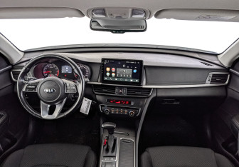 Подержанный автомобиль Kia Optima Sedan 2019 года (14 фото)