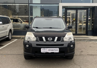 Подержанный автомобиль Nissan X-Trail 2007 года (2 фото)