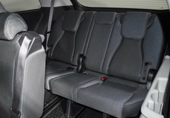 Подержанный автомобиль Kia Carnival 2021 года (16 фото)