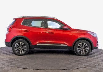 Подержанный автомобиль Chery Tiggo 4 2022 года (4 фото)