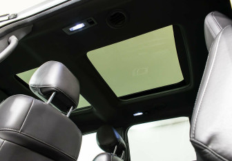 Подержанный автомобиль Ford Explorer 2018 года (18 фото)