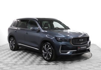 Подержанный автомобиль Geely Monjaro 2023 года (3 фото)
