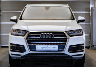 Подержанный автомобиль Audi Q7 2019 года (2 фото)