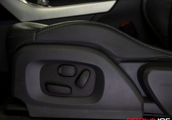 Подержанный автомобиль Land Rover Range Rover Evoque 2012 года (20 фото)