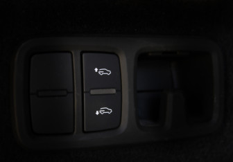 Подержанный автомобиль Audi Q8 2020 года (15 фото)