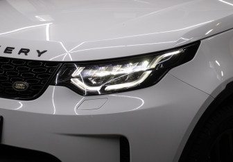 Подержанный автомобиль Land Rover Discovery 2018 года (27 фото)