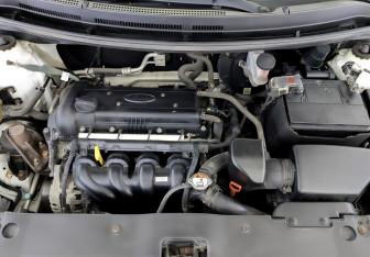 Подержанный автомобиль Kia Rio Hatchback 2014 года (9 фото)