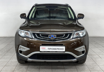 Подержанный автомобиль Geely Atlas 2019 года (5 фото)