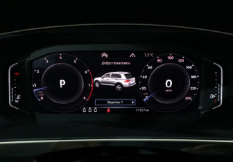 Подержанный автомобиль Volkswagen Tiguan 2020 года (15 фото)