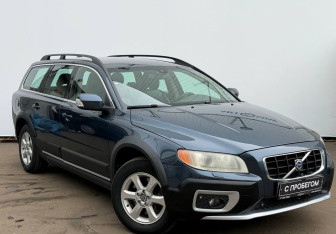 Подержанный автомобиль Volvo XC70 2008 года (3 фото)