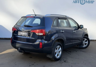 Подержанный автомобиль Kia Sorento 2014 года (5 фото)