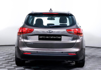 Подержанный автомобиль Kia Ceed Wagon 2017 года (6 фото)