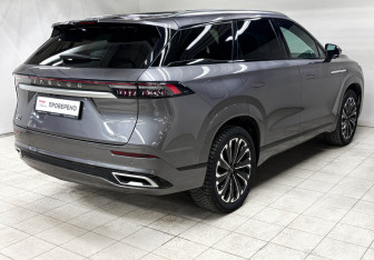 Подержанный автомобиль Jaecoo J8 2024 года (4 фото)