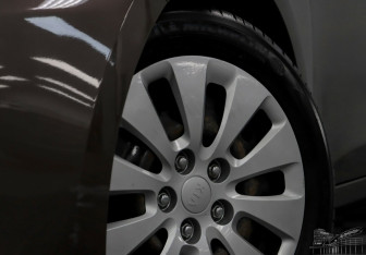 Подержанный автомобиль Kia Ceed Hatchback 2017 года (7 фото)