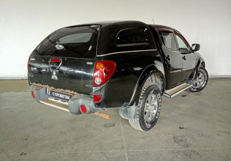 Подержанный автомобиль Mitsubishi L200 2008 года (6 фото)