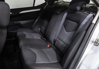 Подержанный автомобиль Citroen C4 Sedan 2014 года (11 фото)