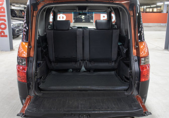 Подержанный автомобиль Honda Element 2004 года (10 фото)