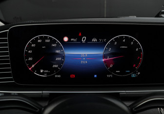 Подержанный автомобиль Mercedes-Benz GLE 2025 года (53 фото)